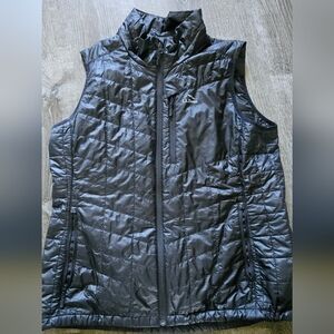 L.L. Bean women's PrimaLoft Packaway Vest - XL Black